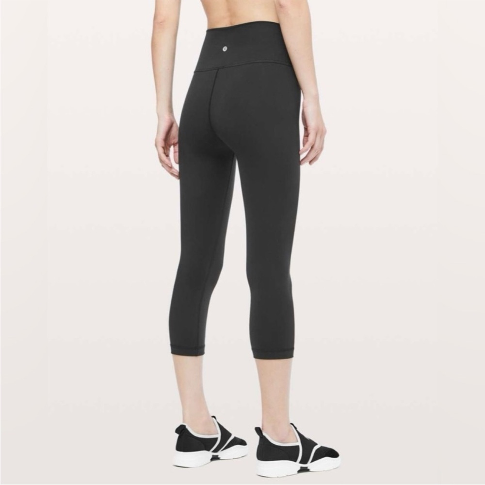 Lululemon Wunder Under Crop (Hi-Rise) *Full-On Luxtreme 21" Black